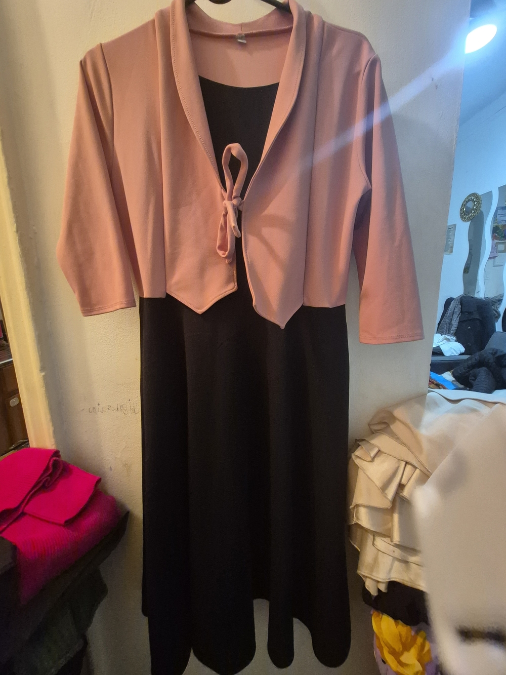 OBlack Midi Dress with Dusty Rose Bolero Jacket